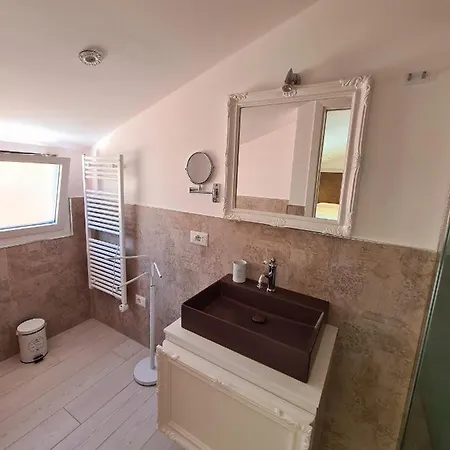 Pensjonat Isola Nel Parco & 3*